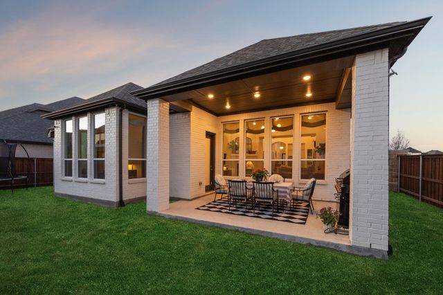 841 Forest Creek Drive, Rockwall, TX 75087