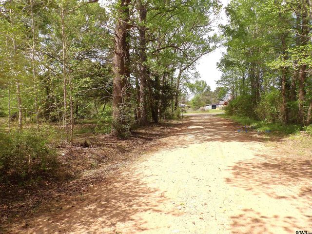 146 CR 3050, Crockett, TX 75835