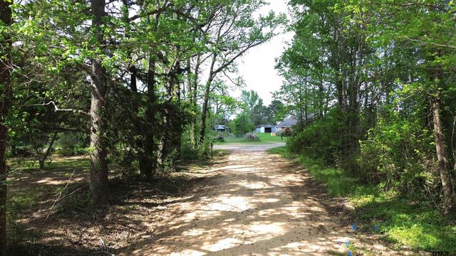 146 CR 3050, Crockett, TX 75835