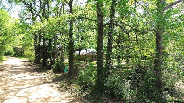 146 CR 3050, Crockett, TX 75835