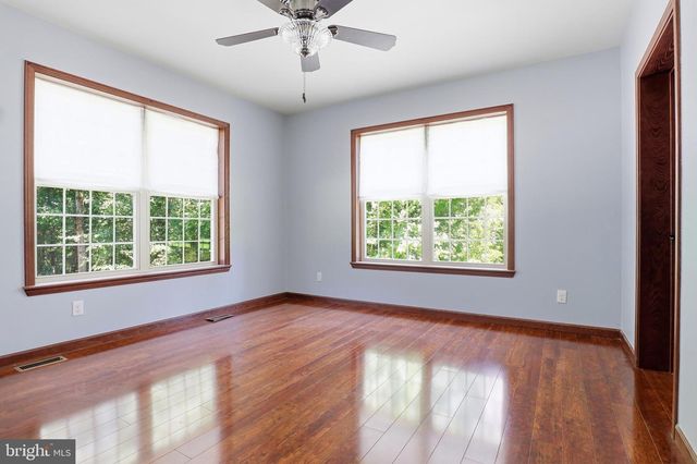 4242 NATURE LN, Windsor, PA 17366