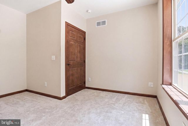 4242 NATURE LN, Windsor, PA 17366