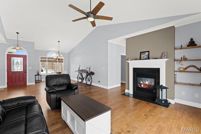 8728 Wildewood Drive, Worden, IL 62097