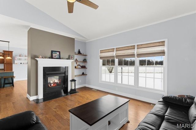 8728 Wildewood Drive, Worden, IL 62097