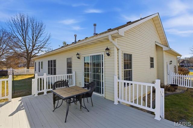 8728 Wildewood Drive, Worden, IL 62097