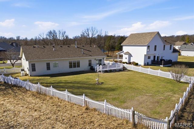 8728 Wildewood Drive, Worden, IL 62097