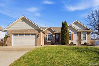 8728 Wildewood Drive, Worden, IL 62097