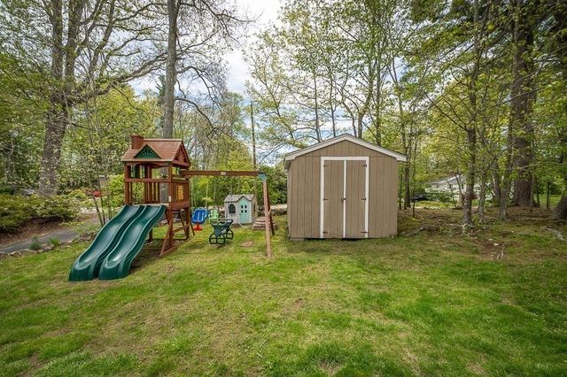 23 Gregory Island Road, Hamilton, MA 01982