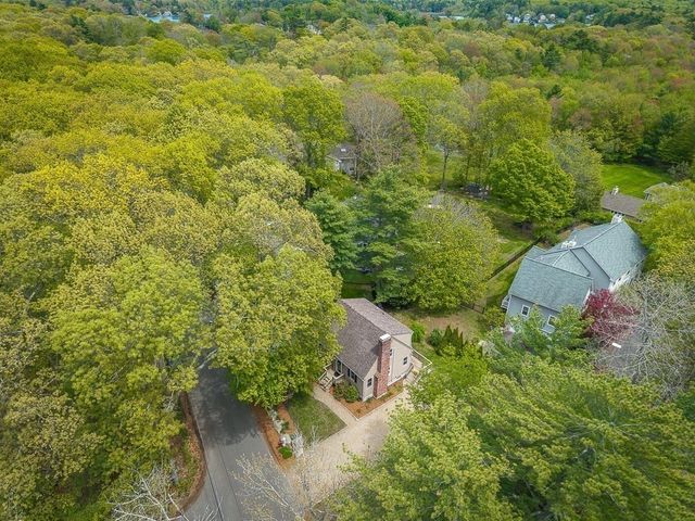 23 Gregory Island Road, Hamilton, MA 01982