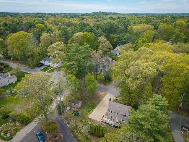 23 Gregory Island Road, Hamilton, MA 01982