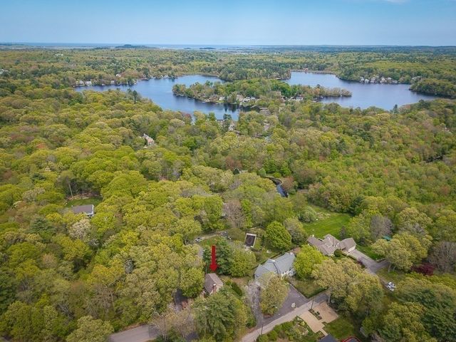 23 Gregory Island Road, Hamilton, MA 01982