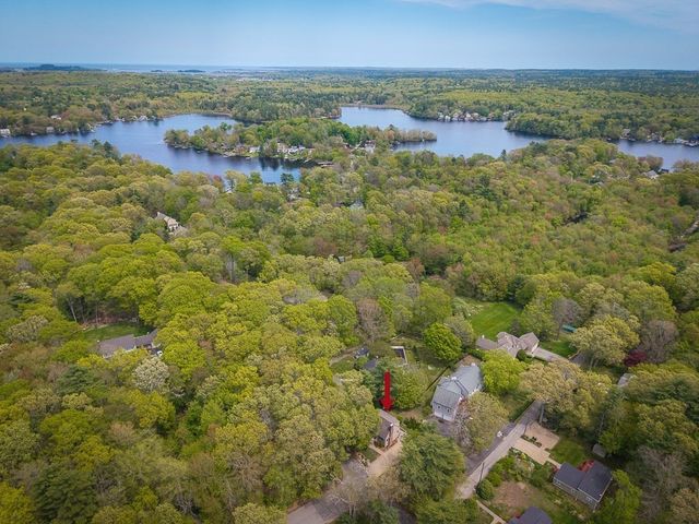 23 Gregory Island Road, Hamilton, MA 01982