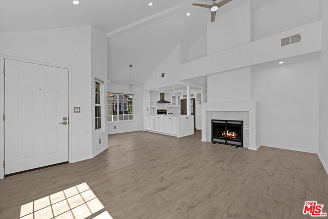 4240 Lost Hills Road 506, Agoura Hills, CA 91301