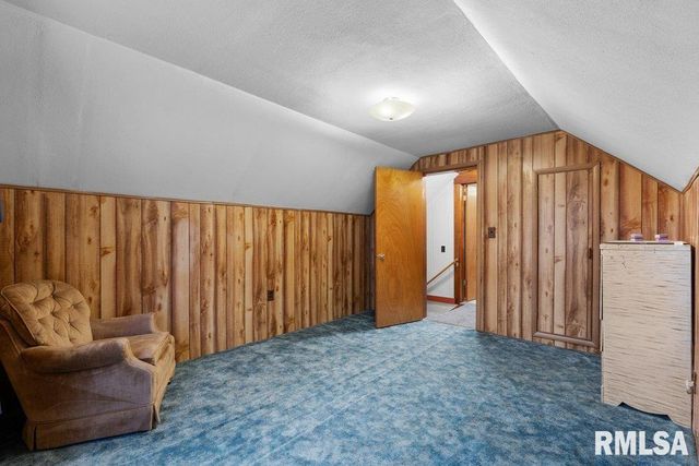 2316 E PLEASANT Street, Davenport, IA 52803