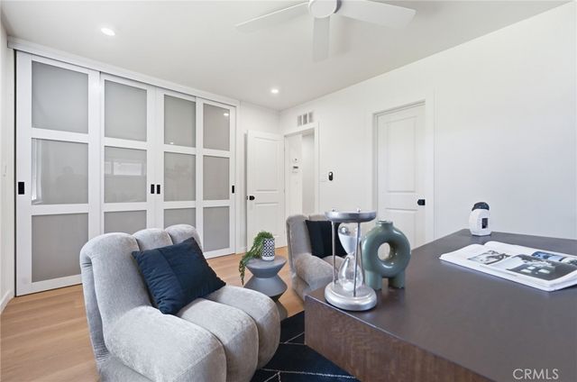 2116 Freeman, Santa Ana, CA 92706