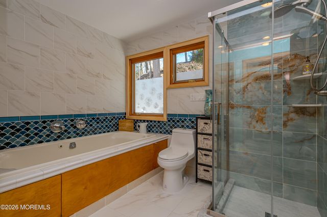 111 Valley Avenue, Highlands, NJ 07732