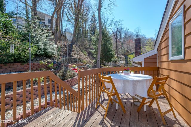 111 Valley Avenue, Highlands, NJ 07732
