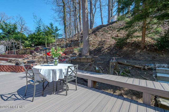 111 Valley Avenue, Highlands, NJ 07732