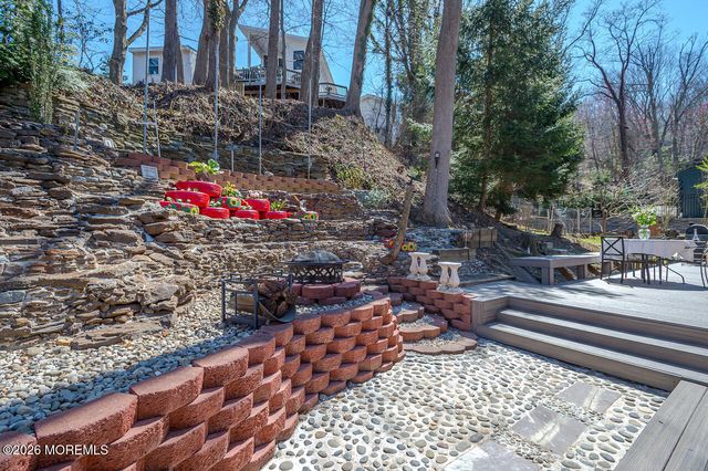 111 Valley Avenue, Highlands, NJ 07732