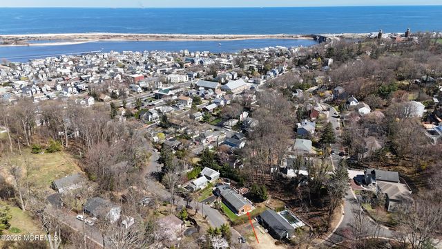 111 Valley Avenue, Highlands, NJ 07732