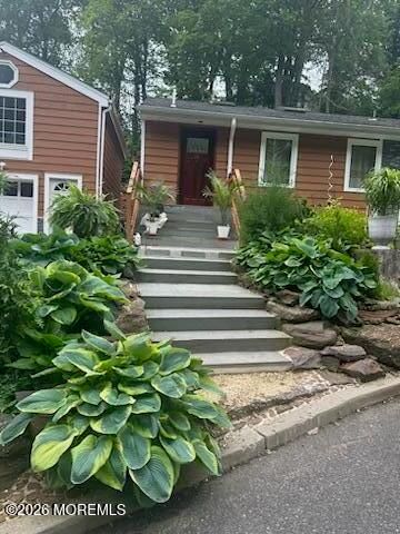 111 Valley Avenue, Highlands, NJ 07732