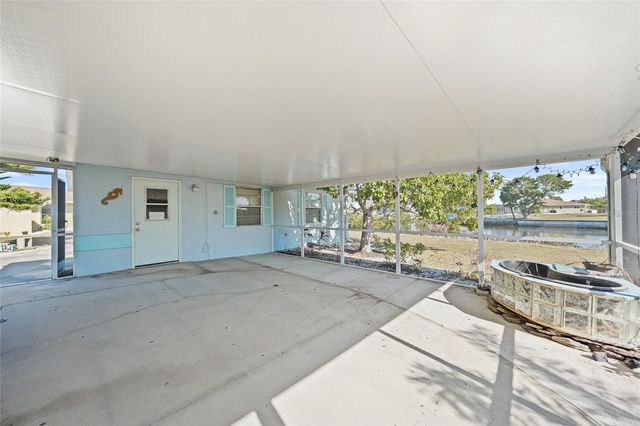 165 FRANCIS DRIVE NE, Port Charlotte, FL 33952