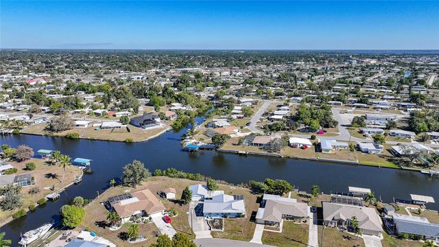 165 FRANCIS DRIVE NE, Port Charlotte, FL 33952