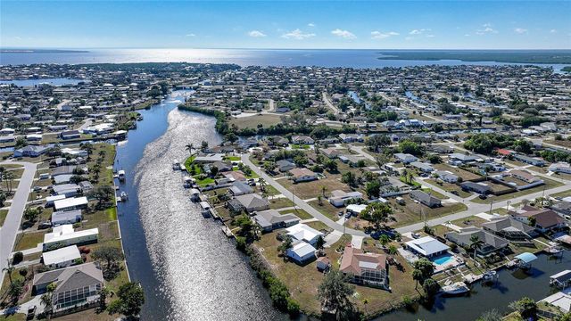 165 FRANCIS DRIVE NE, Port Charlotte, FL 33952