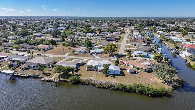 165 FRANCIS DRIVE NE, Port Charlotte, FL 33952