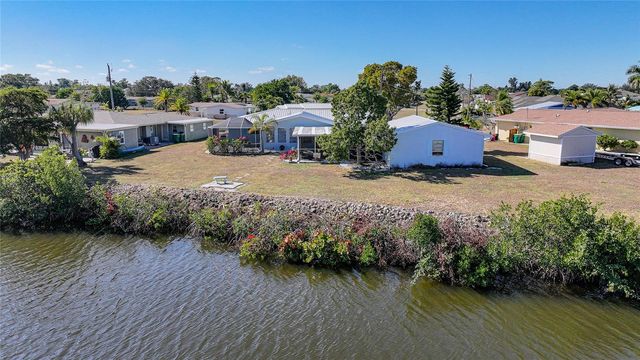 165 FRANCIS DRIVE NE, Port Charlotte, FL 33952