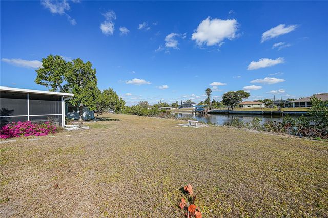 165 FRANCIS DRIVE NE, Port Charlotte, FL 33952