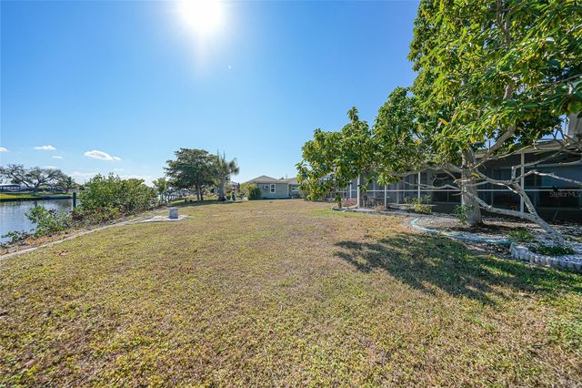 165 FRANCIS DRIVE NE, Port Charlotte, FL 33952