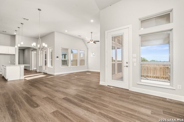 176 Burning Star, Castroville, TX 78009