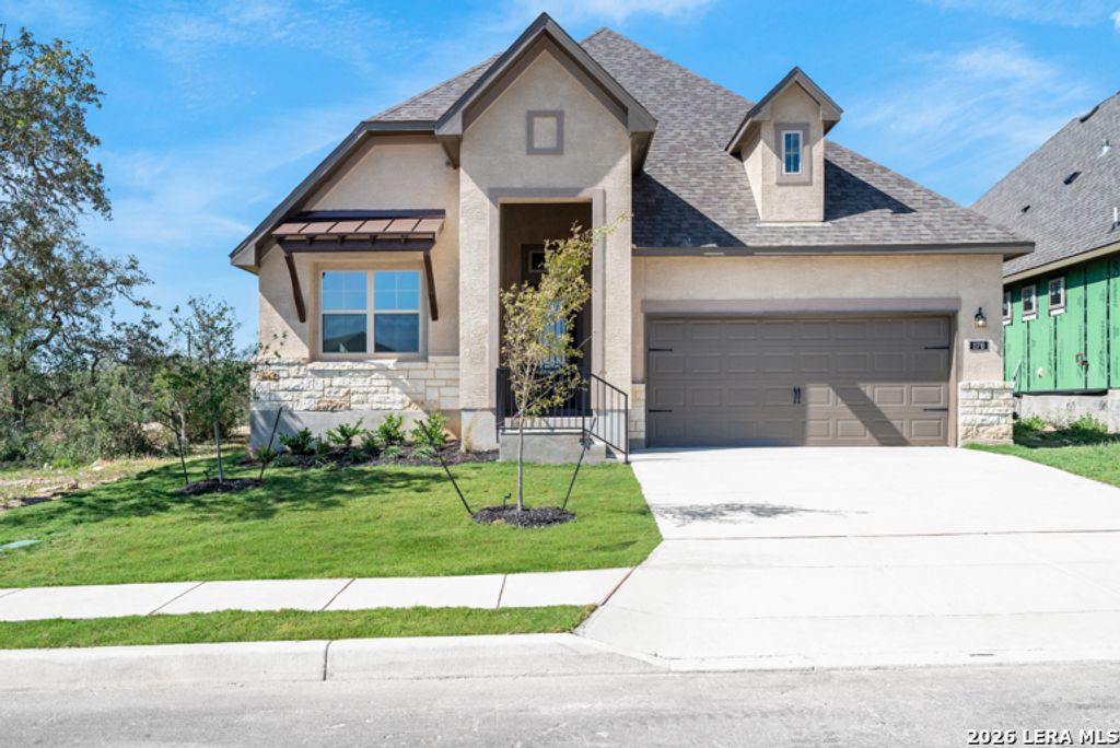 176 Burning Star, Castroville, TX 78009