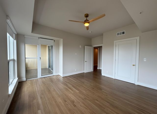3401 Lee Parkway 1906, Dallas, TX 75219