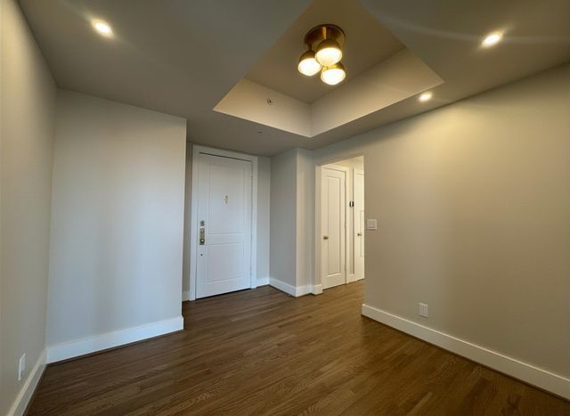 3401 Lee Parkway 1906, Dallas, TX 75219