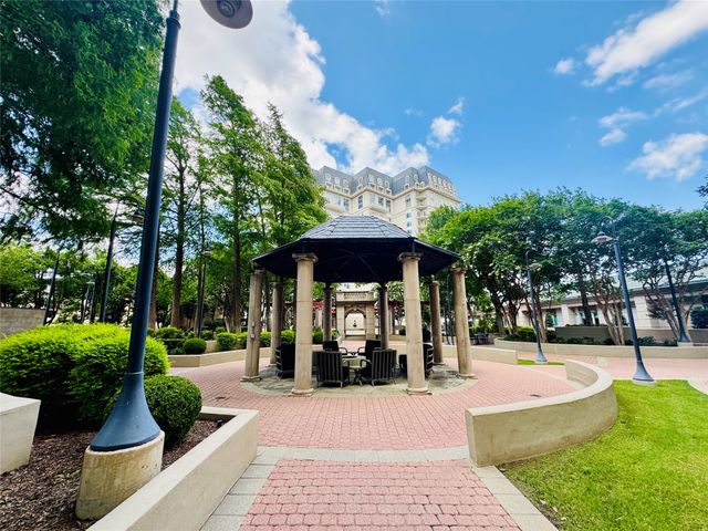 3401 Lee Parkway 1906, Dallas, TX 75219