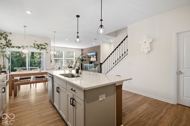 825 Stone Trace, Avon, IN 46123