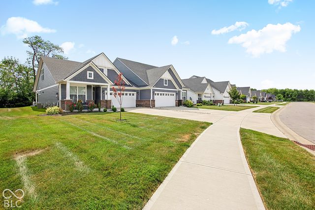 825 Stone Trace, Avon, IN 46123