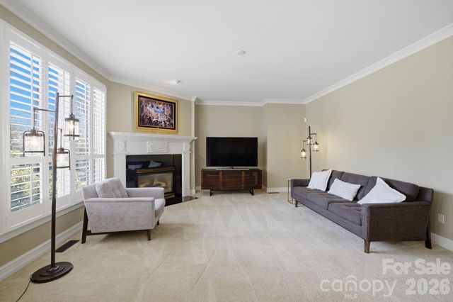 19760 Hagen Knoll Drive, Davidson, NC 28036