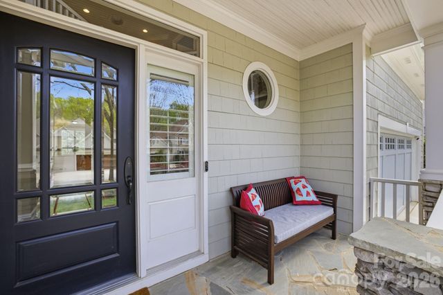 19760 Hagen Knoll Drive, Davidson, NC 28036