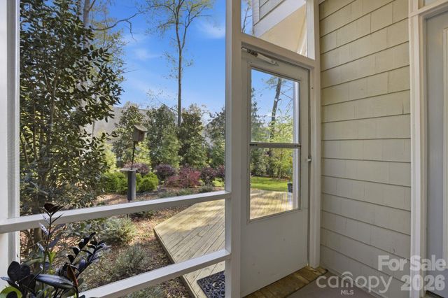 19760 Hagen Knoll Drive, Davidson, NC 28036