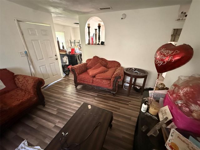 4450 W GORE AVENUE, Orlando, FL 32811
