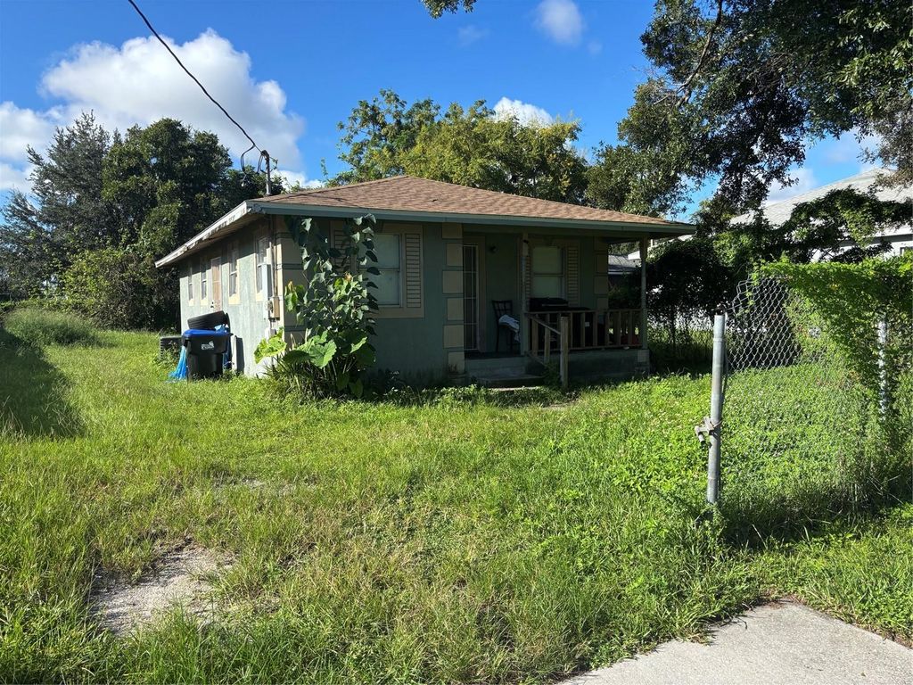 4450 W GORE AVENUE, Orlando, FL 32811