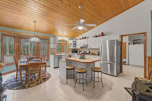 1221 Sam Cove, Robbinsville, NC 28771