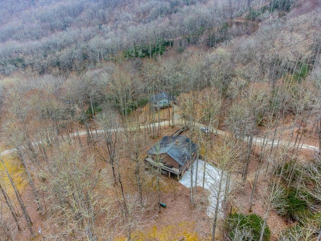 1221 Sam Cove, Robbinsville, NC 28771