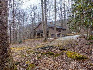 1221 Sam Cove, Robbinsville, NC 28771
