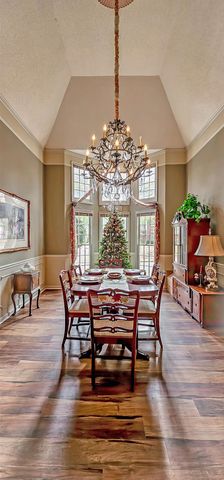 8812 E PLANTATION OAKS DR, Memphis, TN 38018