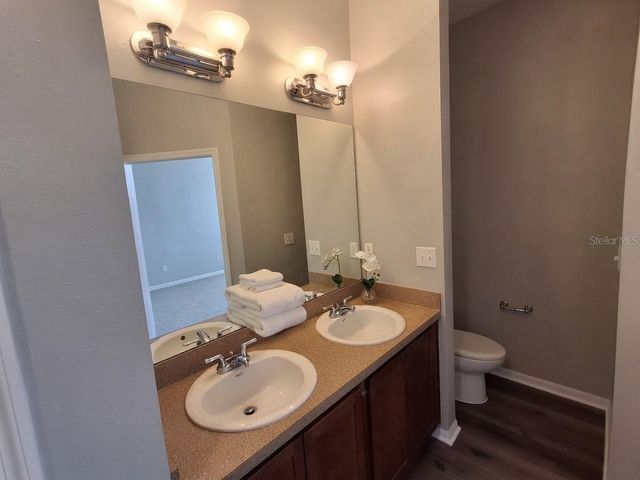 8319 KING BLOSSOM COURT, Tampa, FL 33615