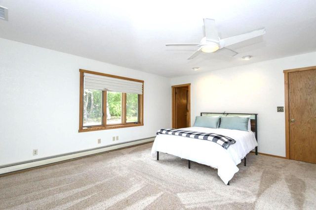 W215N5353 Ada COURT, Menomonee Falls, WI 53051
